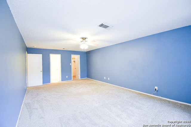 Image 23 of 37 For 5515 Champions Hill Dr