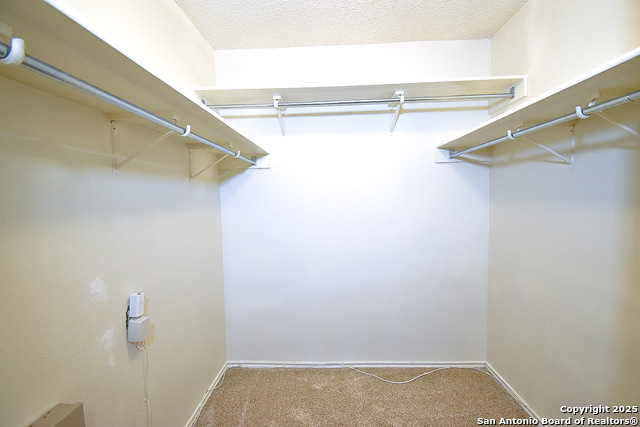 Image 24 of 37 For 5515 Champions Hill Dr