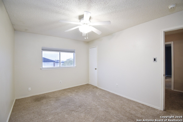 Image 28 of 37 For 5515 Champions Hill Dr