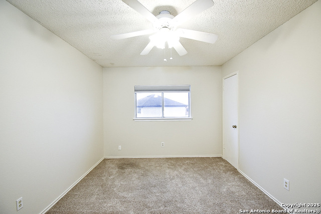 Image 30 of 37 For 5515 Champions Hill Dr