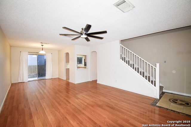 Image 8 of 37 For 5515 Champions Hill Dr