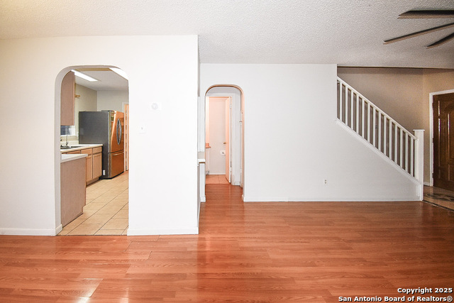 Image 9 of 37 For 5515 Champions Hill Dr