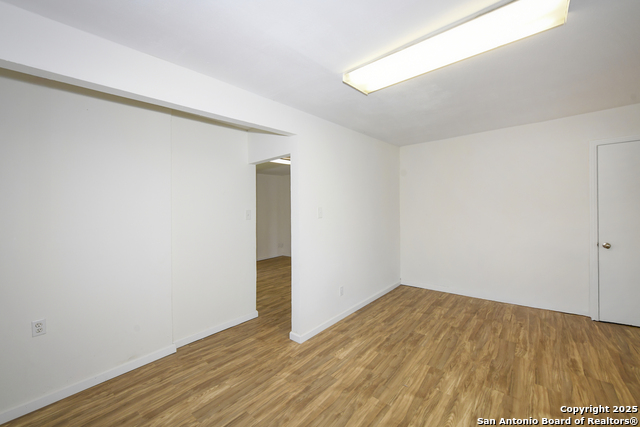 Image 11 of 26 For 1701 Southcross W