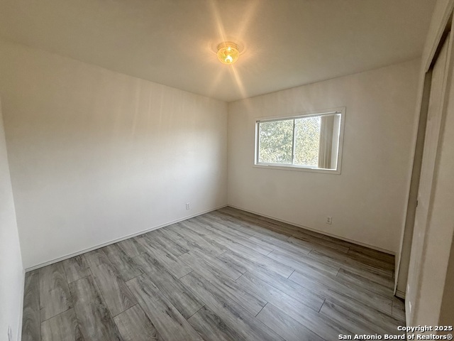 Image 22 of 31 For 16530 Caballo Valley