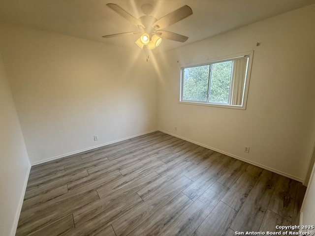 Image 25 of 31 For 16530 Caballo Valley