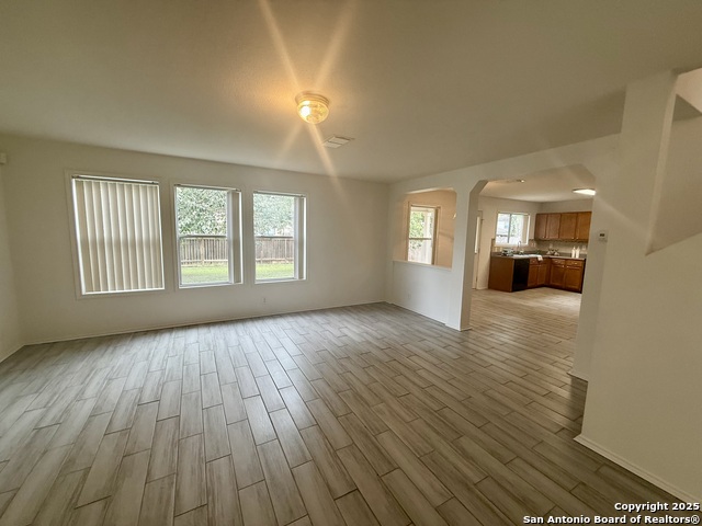 Image 8 of 31 For 16530 Caballo Valley