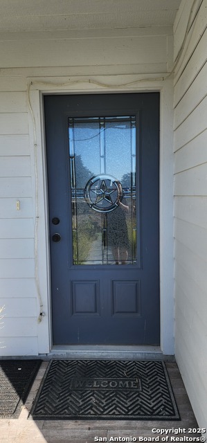 Details for 100 Lakeview Trace, Three Rivers, TX 78071