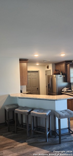 Listing photo id 1 for 100 Lakeview Trace