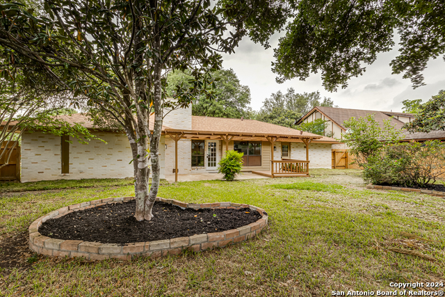 Image 29 of 42 For 15814 Blue Creek