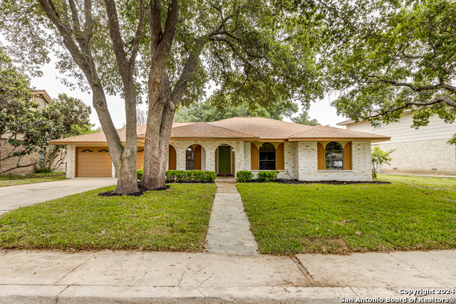 Image 3 of 42 For 15814 Blue Creek