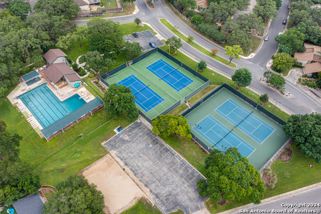 Image 37 of 42 For 15814 Blue Creek