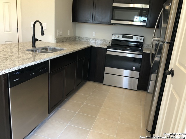 Image 12 of 27 For 16719 Jupiter  3