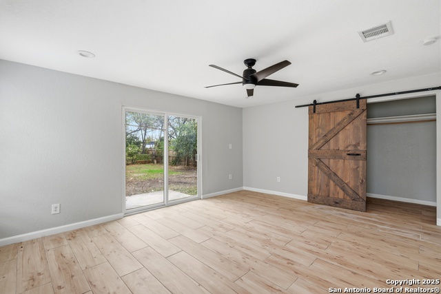 Image 11 of 15 For 126 King Roger