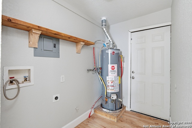 Image 8 of 15 For 126 King Roger