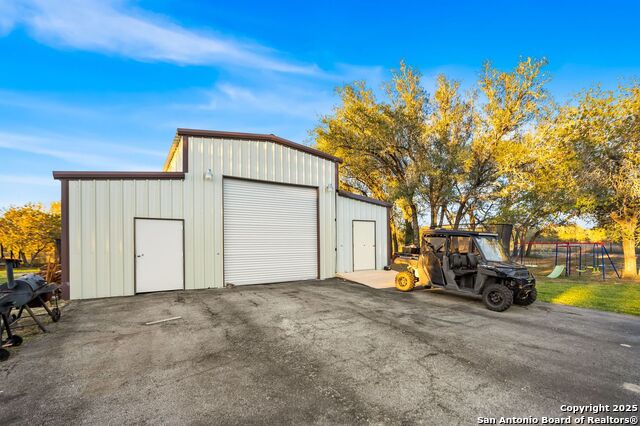 Image 6 of 26 For 1218 Eagle Creek