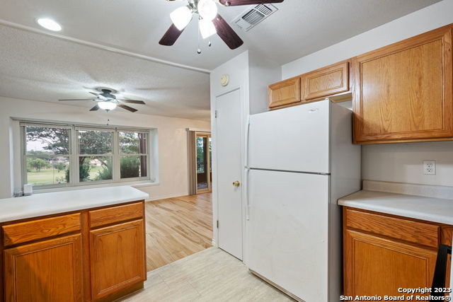 Image 19 of 30 For 4430 Putting