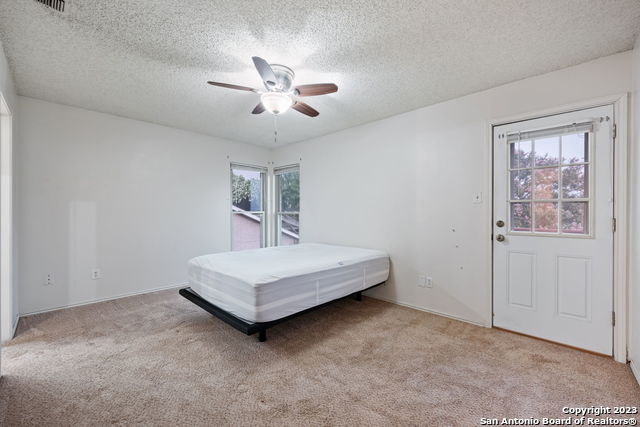 Image 21 of 30 For 4430 Putting