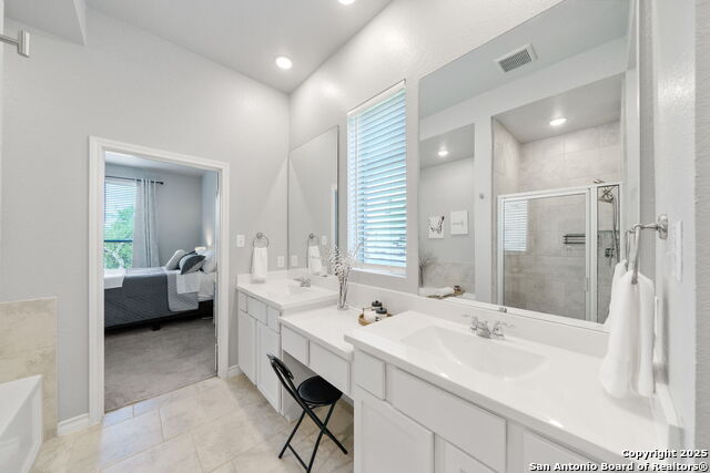 Listing photo id 14 for 1524 Leeds Park