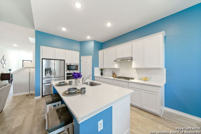 Listing photo id 7 for 1524 Leeds Park