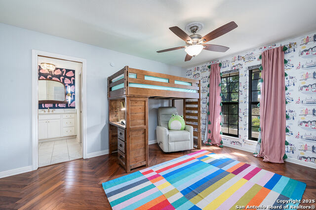 Listing photo id 24 for 29224 Seabiscuit