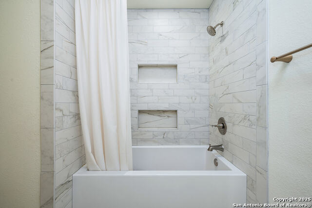 Listing photo id 26 for 29224 Seabiscuit