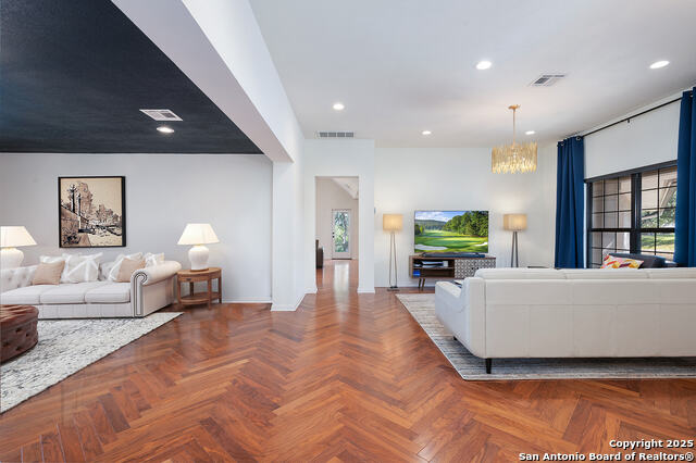 Listing photo id 1 for 29224 Seabiscuit