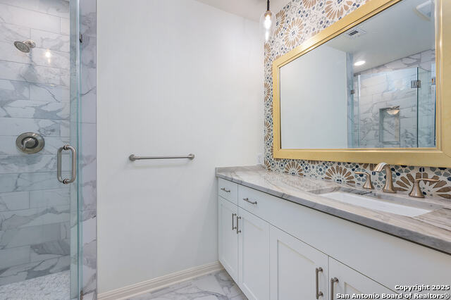 Listing photo id 28 for 29224 Seabiscuit