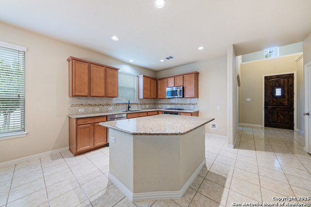 Image 11 of 45 For 515 Secluded Grove