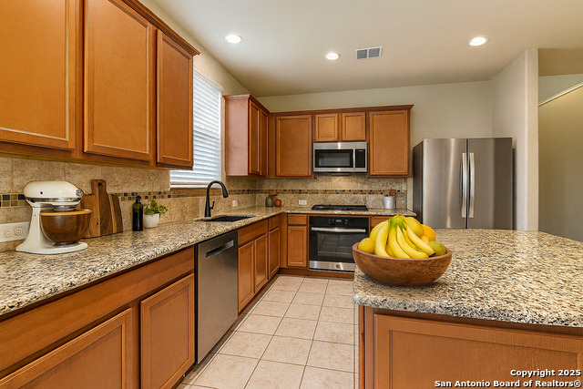 Image 12 of 45 For 515 Secluded Grove