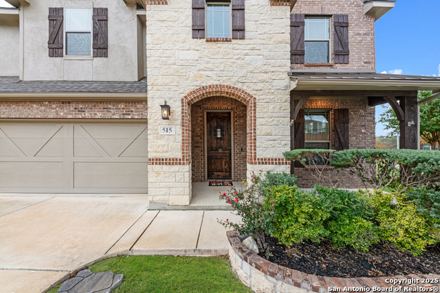 Image 2 of 45 For 515 Secluded Grove