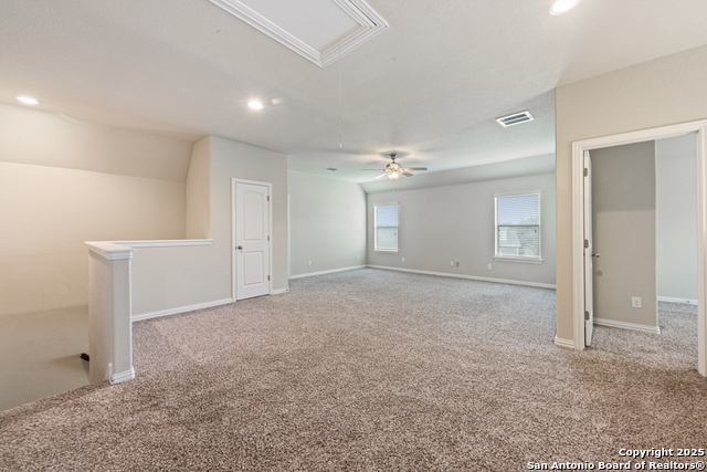 Image 28 of 45 For 515 Secluded Grove