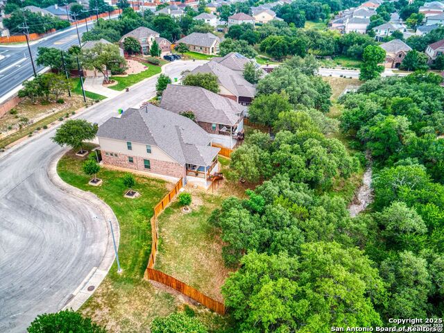 Image 38 of 45 For 515 Secluded Grove