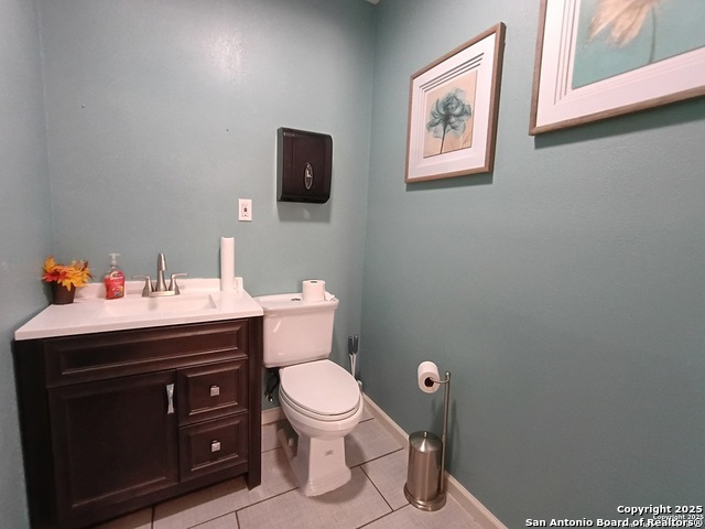 Image 6 of 15 For 1401 Dezarae  Apt 4