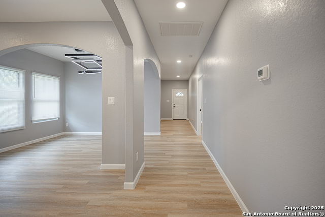 Image 17 of 29 For 10750 Green Lake