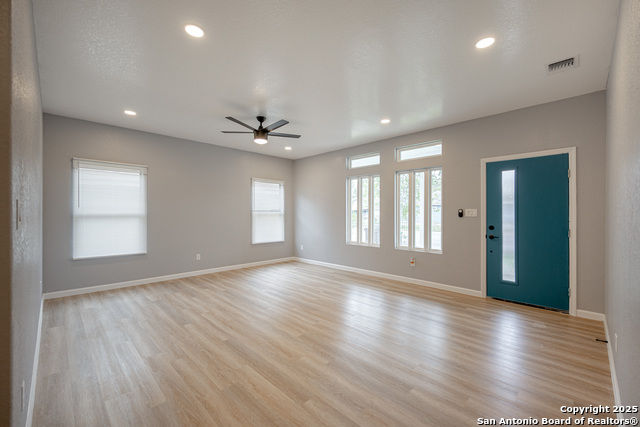 Image 2 of 29 For 10750 Green Lake