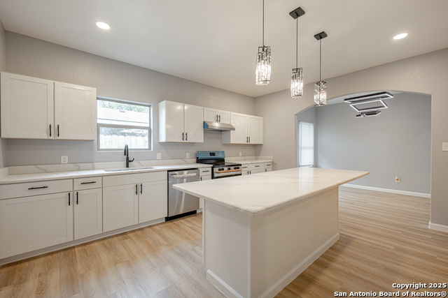 Image 7 of 29 For 10750 Green Lake