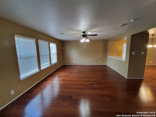 Image 4 of 15 For 11502 Forest