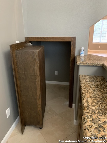 Image 12 of 40 For 630 Ira Lee