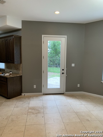 Image 16 of 40 For 630 Ira Lee