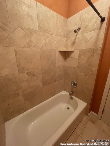 Image 23 of 40 For 630 Ira Lee