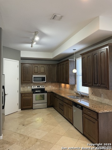 Image 7 of 40 For 630 Ira Lee