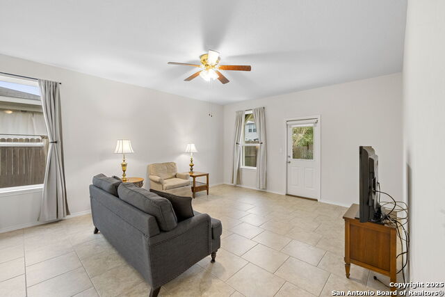 Listing photo id 12 for 408 Nova Zembla