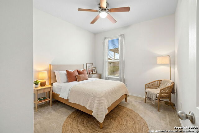 Listing photo id 21 for 408 Nova Zembla