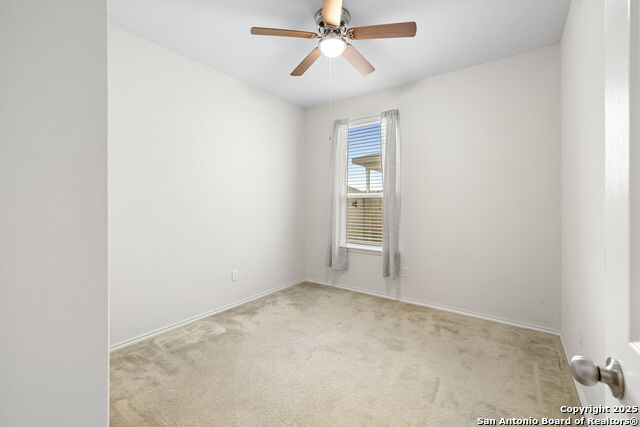 Listing photo id 22 for 408 Nova Zembla