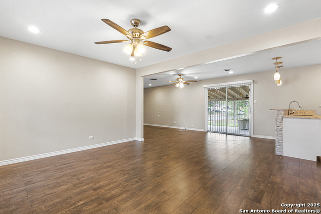 Image 4 of 15 For 6235 Rain Cloud