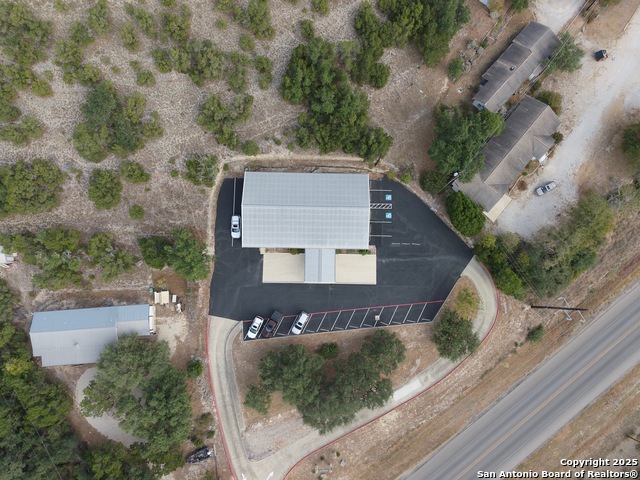 Listing photo id 5 for 2250 Fm 2673