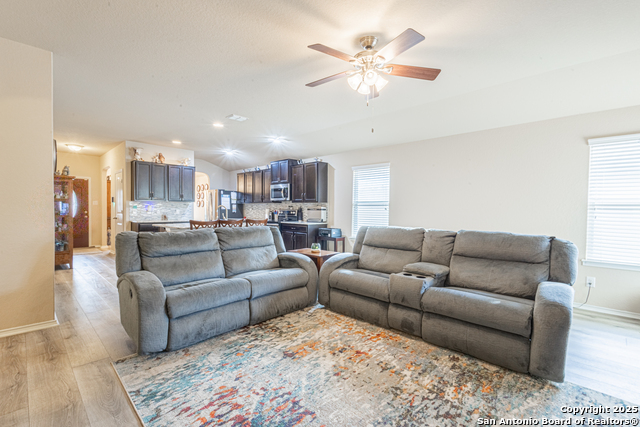 Image 17 of 24 For 5731 Goliad