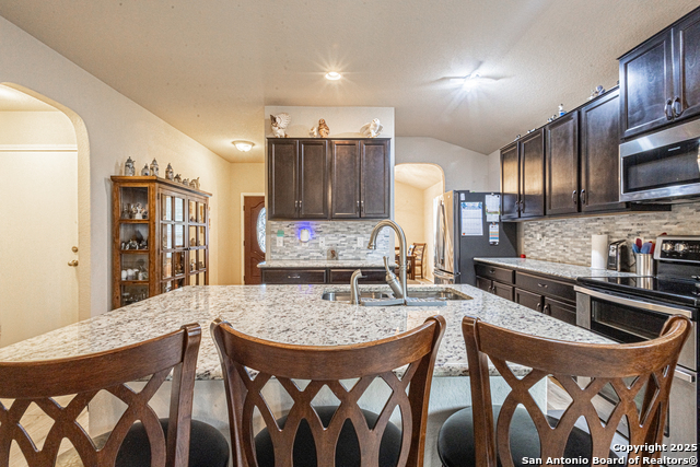 Image 18 of 24 For 5731 Goliad