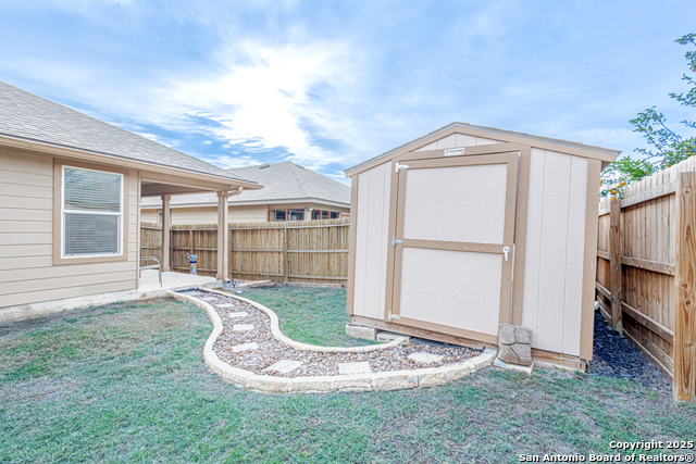 Image 23 of 24 For 5731 Goliad