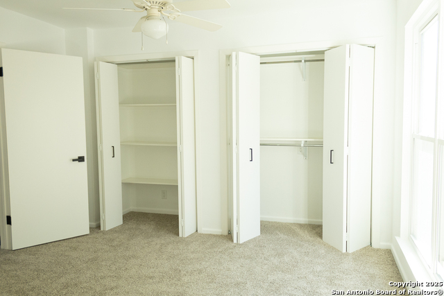 Image 25 of 31 For 6230 Hickory Hollow